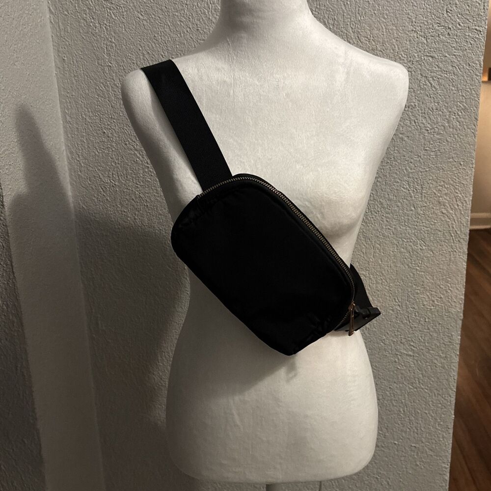 Black Everywhere Cross Body Belt Bag  With Gold Zipper